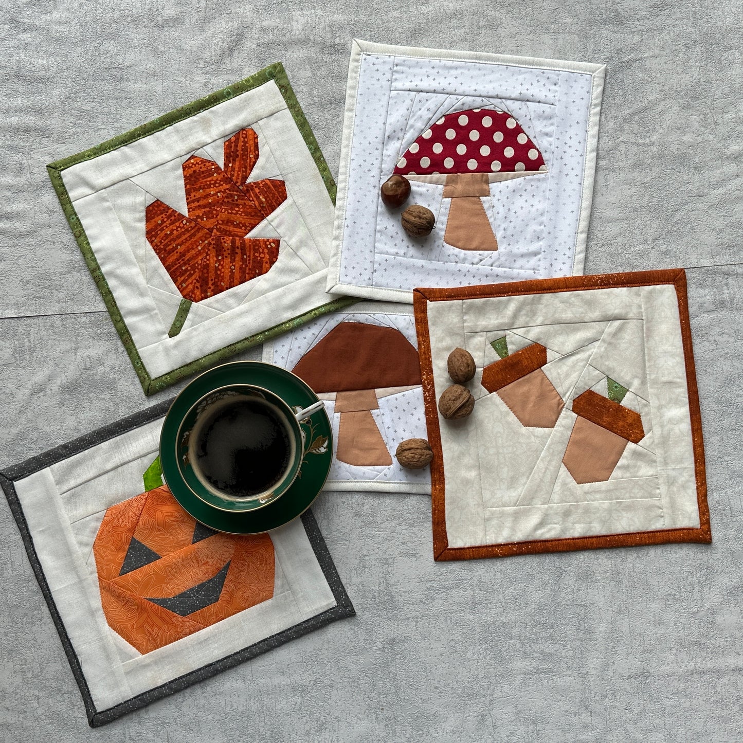 Herbst-Untersetzer (Mug Rugs), FPP, 4 Motive
