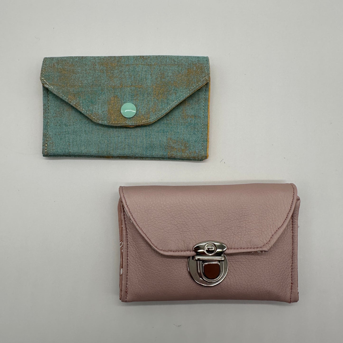 Geldbeutel mit Reißverschluss und Kartenfächer, Anleitung inkl. Schnittmuster