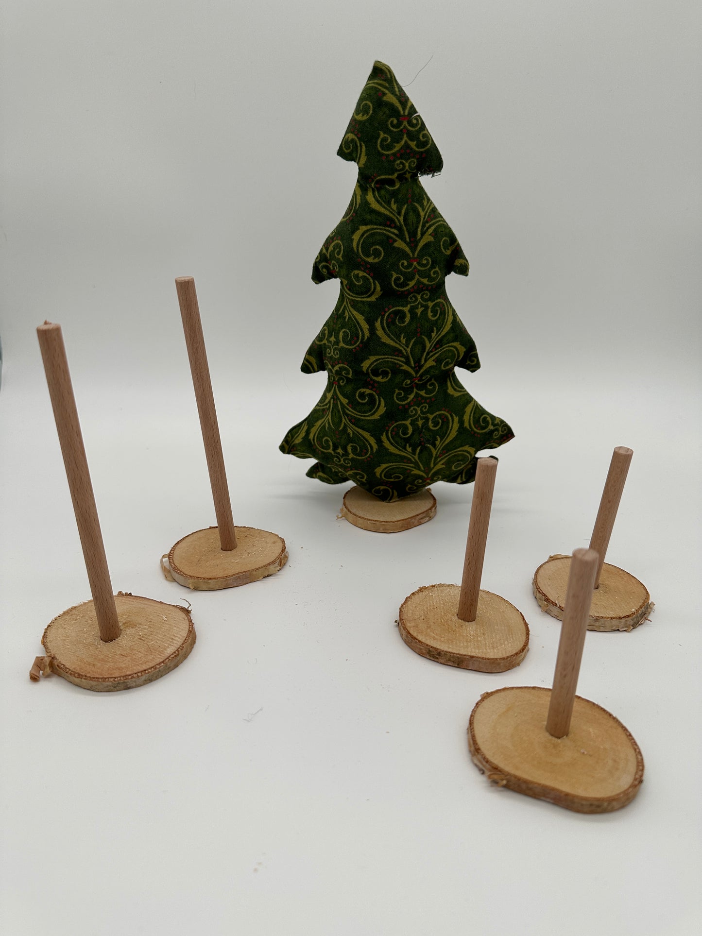 Holzzubehör zum Nähen von Tannenbäumen
