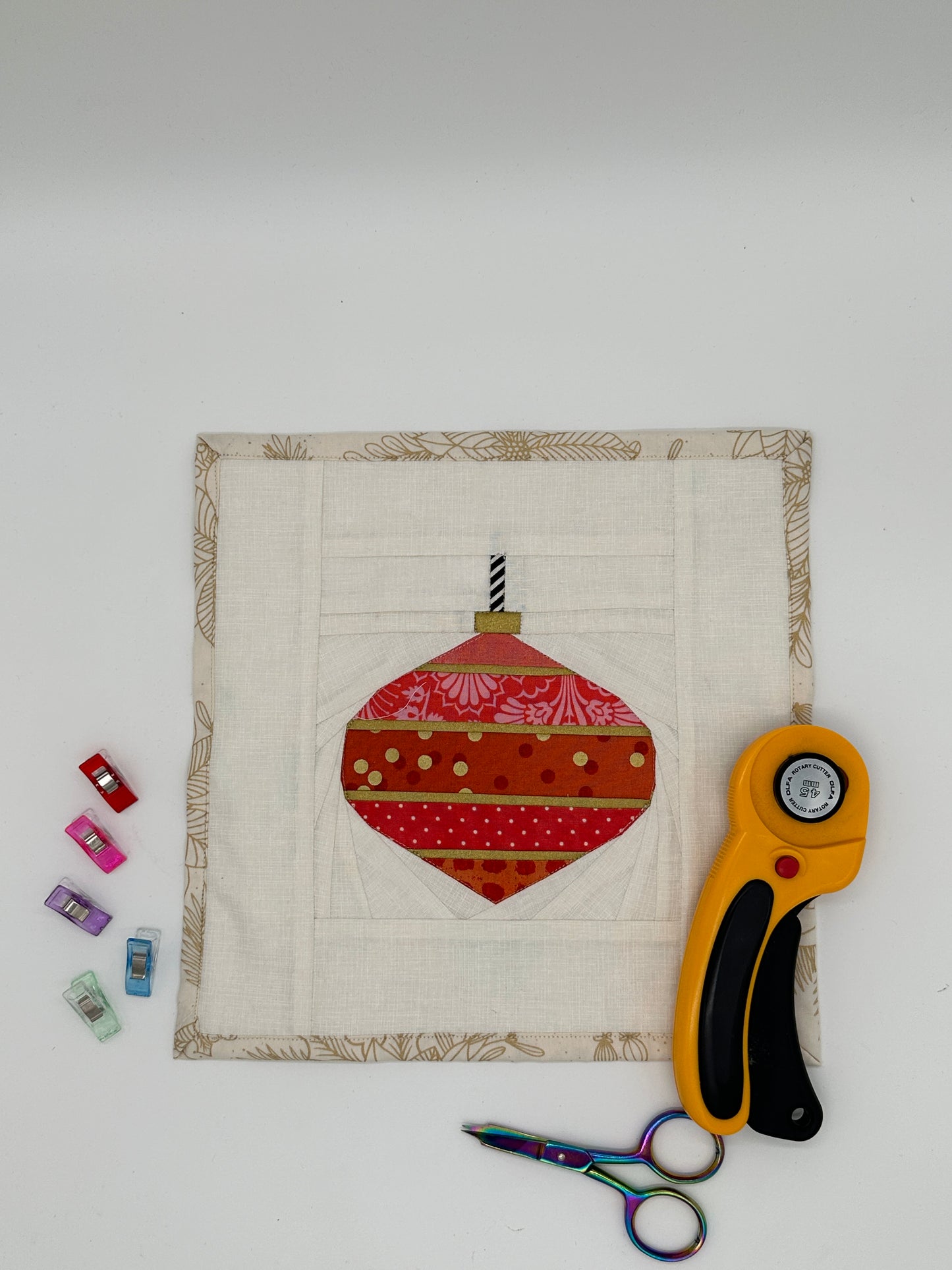 Weihnachtliche FPP-Schnittmuster, Kugel, Weihnachtsstern, Geschenk, Vogelhaus