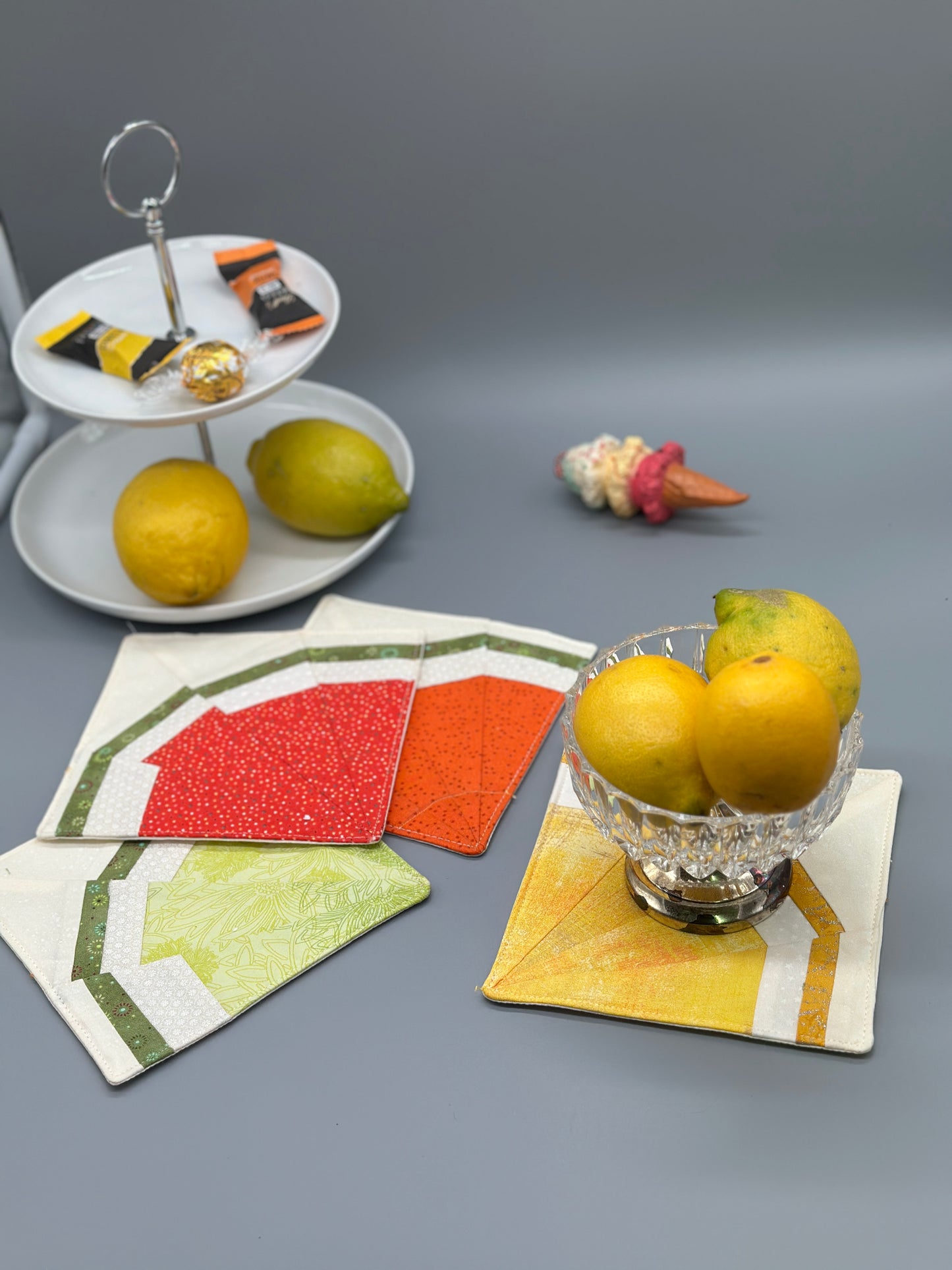 Fruchtige Tischsets und Untersetzer "Tischlein deck dich", Anleitung inkl. Schnittmuster