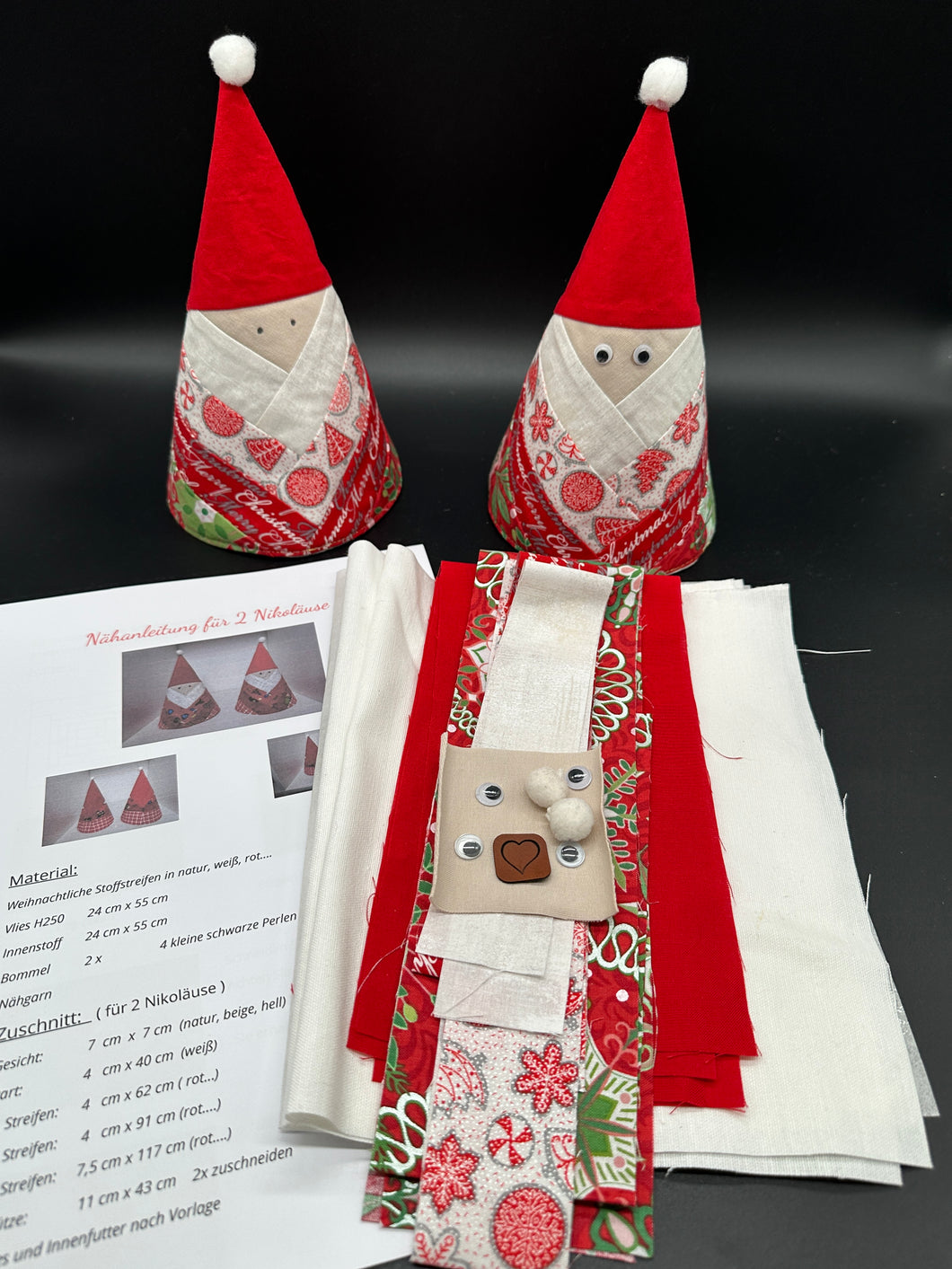 Stoffpaket Weihnachtswichtel, Nikoläuse, 2 Stück, 20 cm,