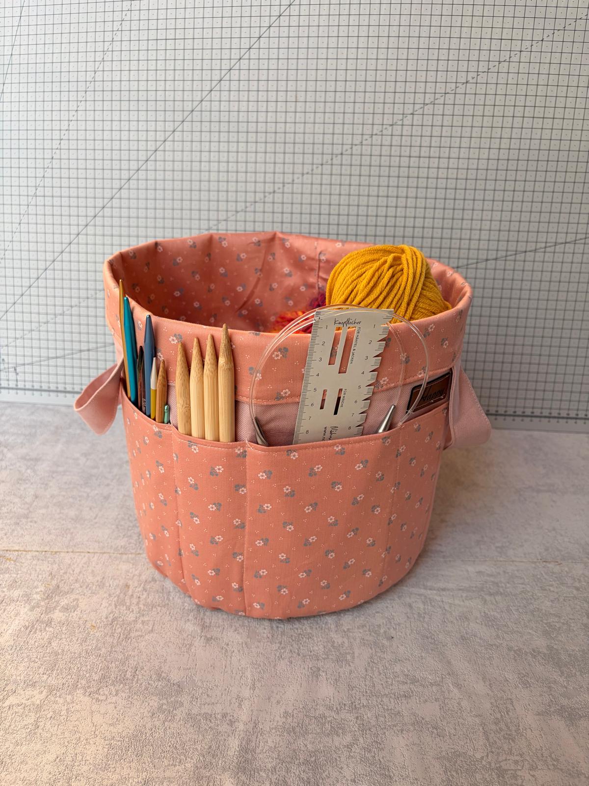 Utensilo "Rosina", DIY-Körbchen mit Außenfächern, Anleitung